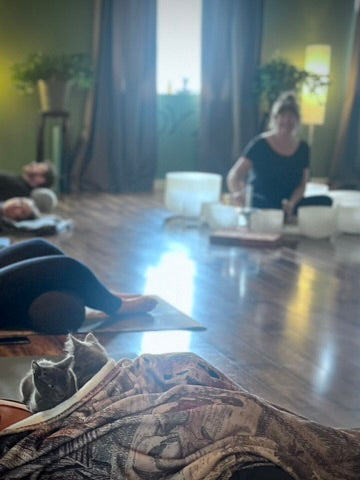 Sound Bath with Cats 10.05.25