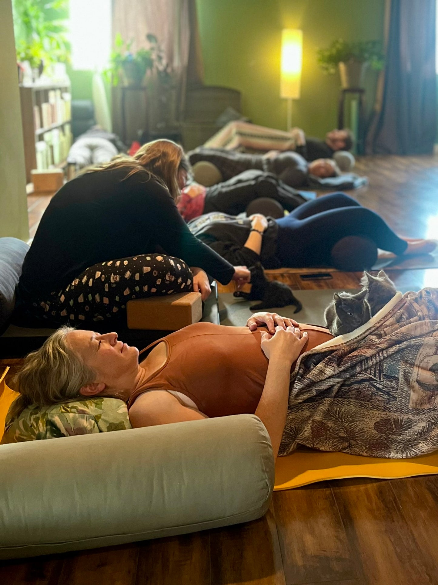 Sound Bath with Cats 10.05.25