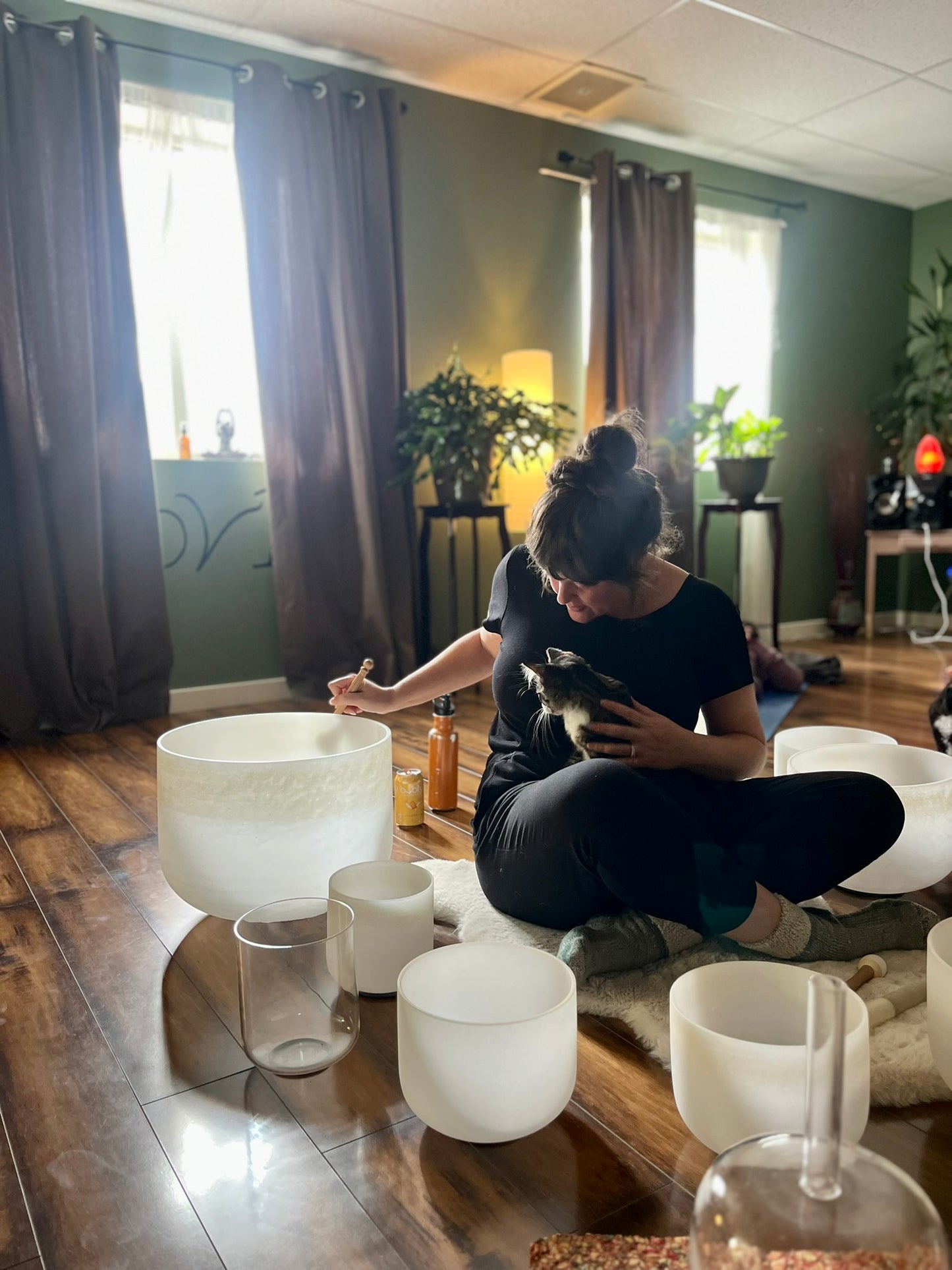 Sound Bath with Cats 10.05.25