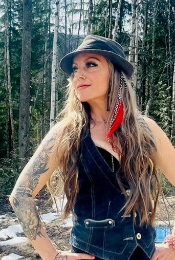 'GOOD LUCK' feather hair clip