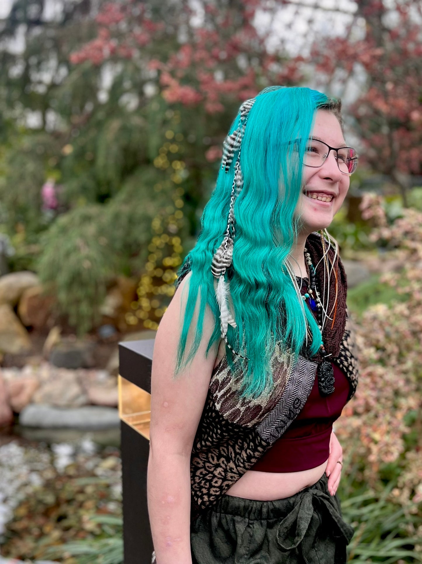 the 'OG' feather hair clip
