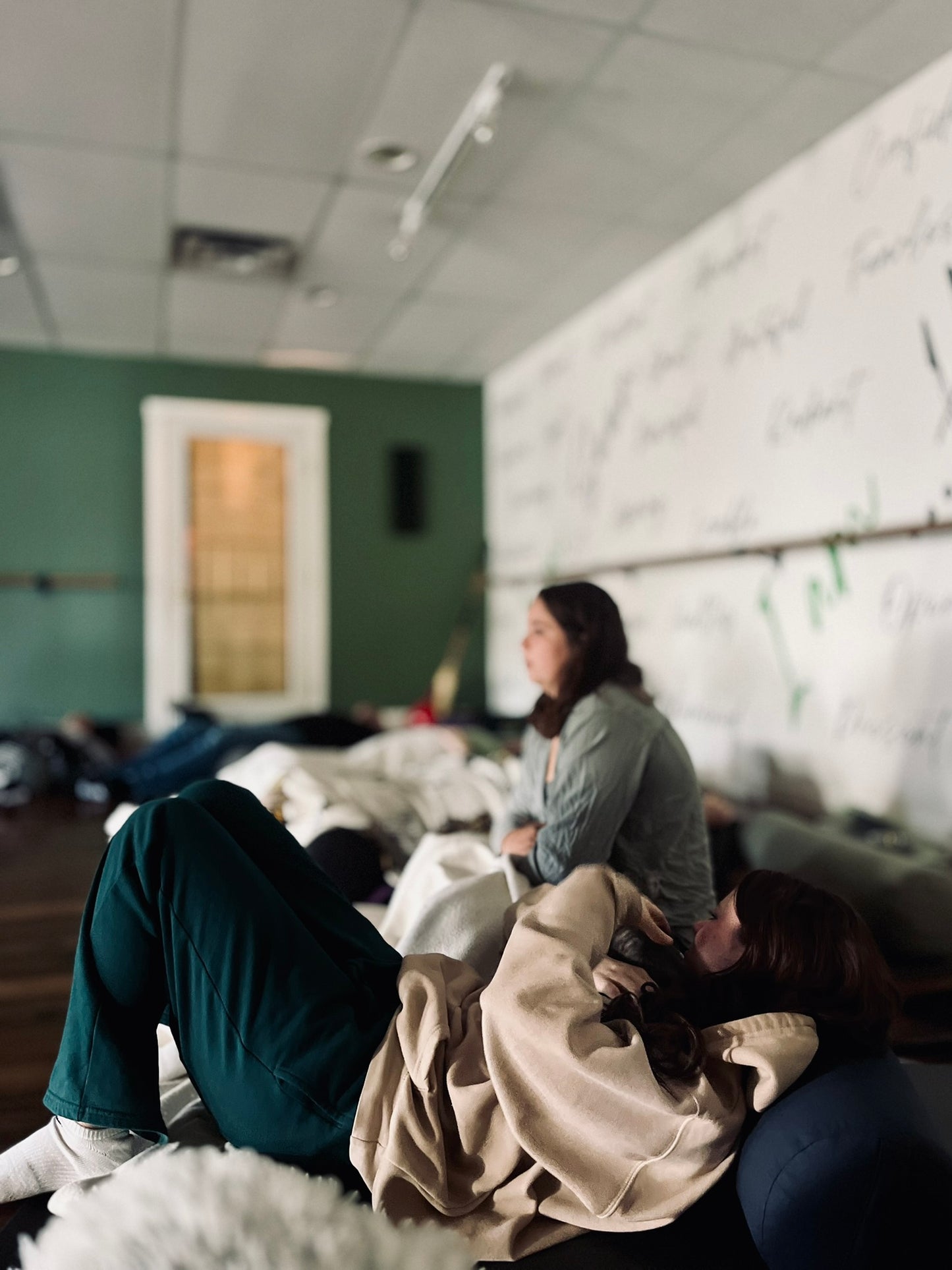 Sound Bath with Cats 10.05.25