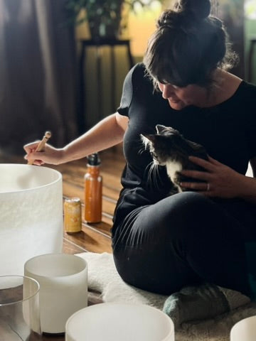 Sound Bath with Cats 10.05.25