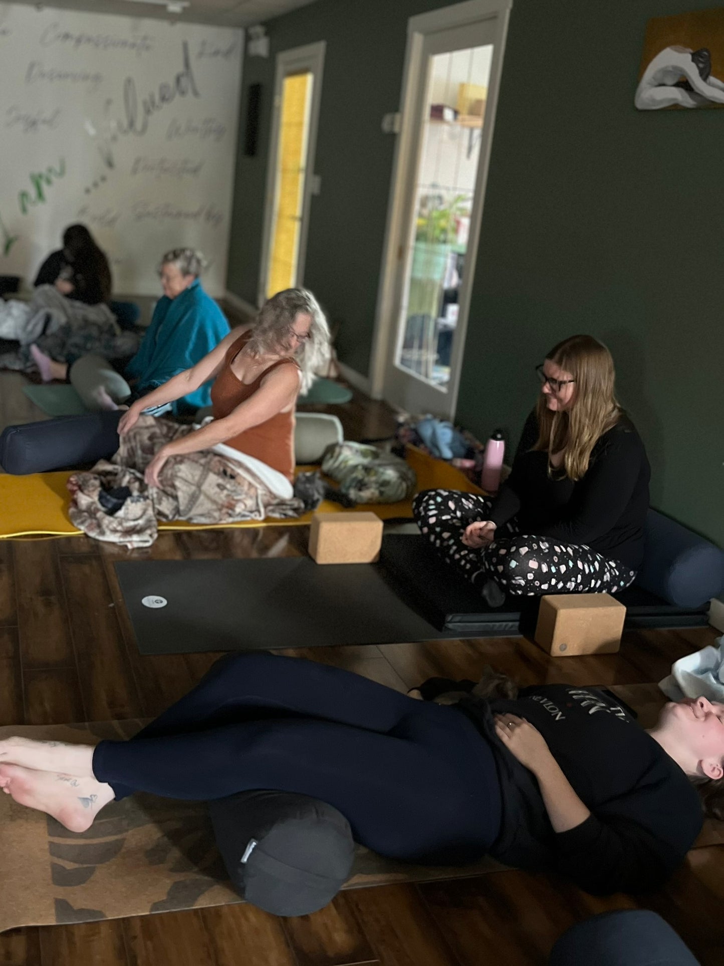 Sound Bath with Cats 10.05.25