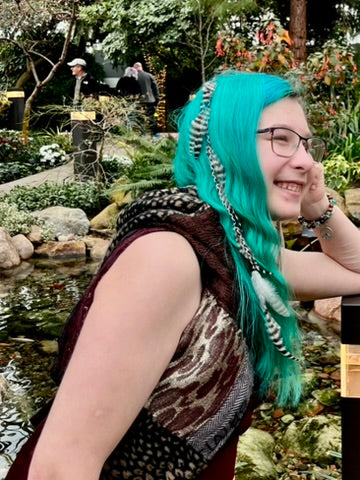 the 'OG' feather hair clip